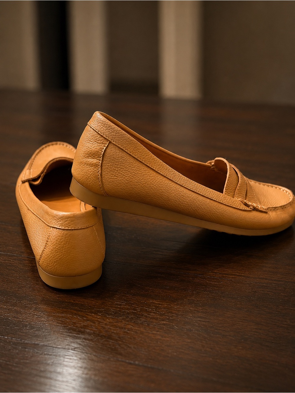 M Made In Italy Pebbled Leather Loafer Flats Women’s Quiet Luxury Minimalist 11